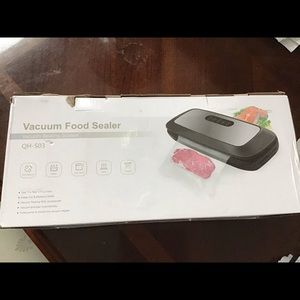 Vacuum Food Sealer - New in Box